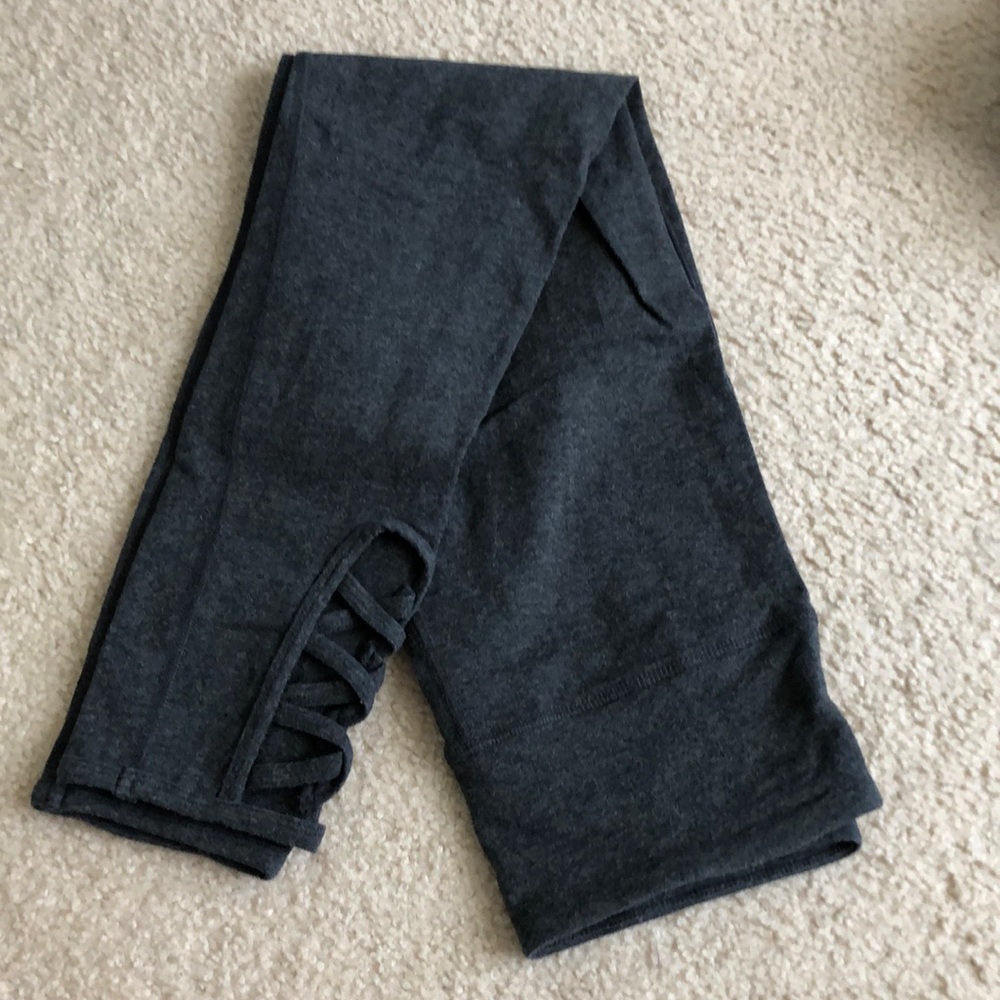 Live Love Dream Cropped Grey Leggings